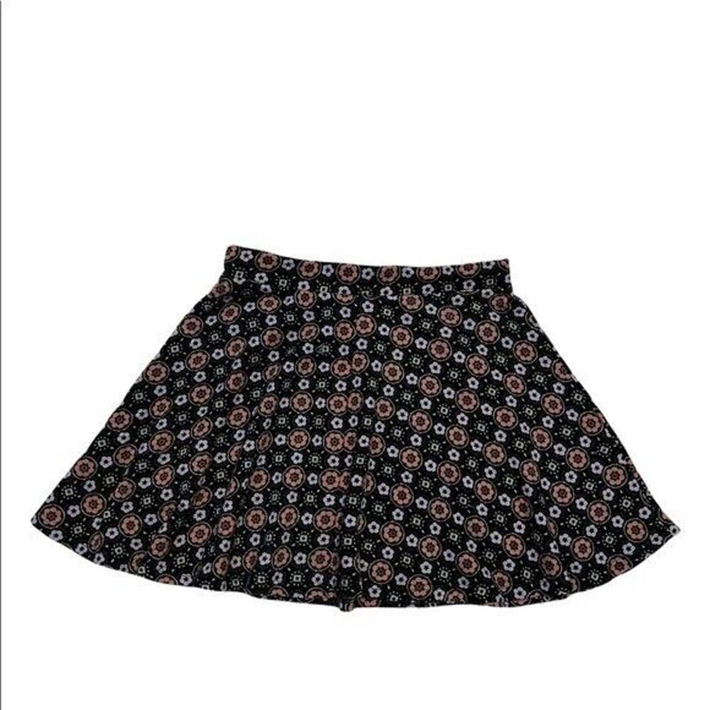 L.A. hearts floral a line mini skirts high waist black floral Sz small